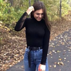 Meet your Posher, Raphaelle